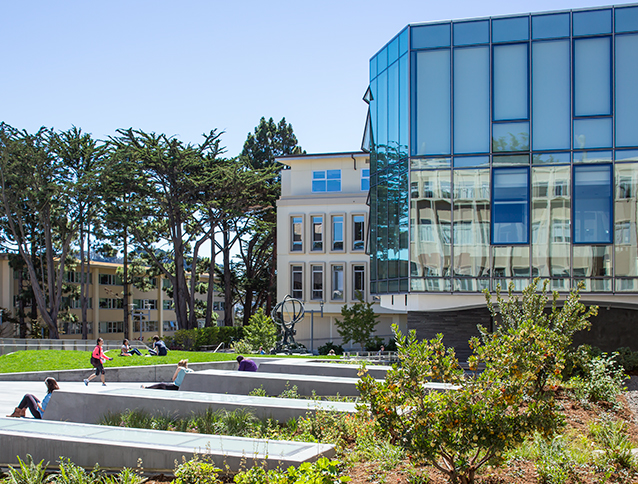 San Francisco Chronicle Architecture Critic John King Calls NBBJ Project at USF “Sleek, Refined”