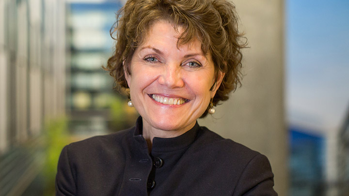 Andrea Vanecko, IIDA