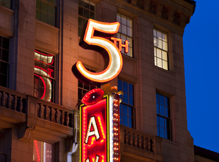 The 5th Avenue Theatre